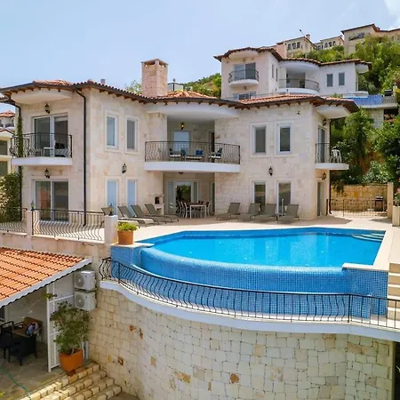 Вилла June With Spectacular Views, 50 Mt To The Sea *
